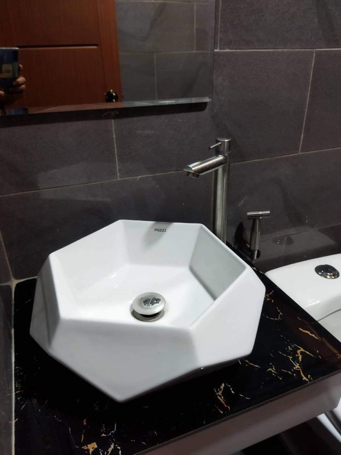 Sky Traveller Suites Đảo Đảo Panglao Ngoại thất bức ảnh