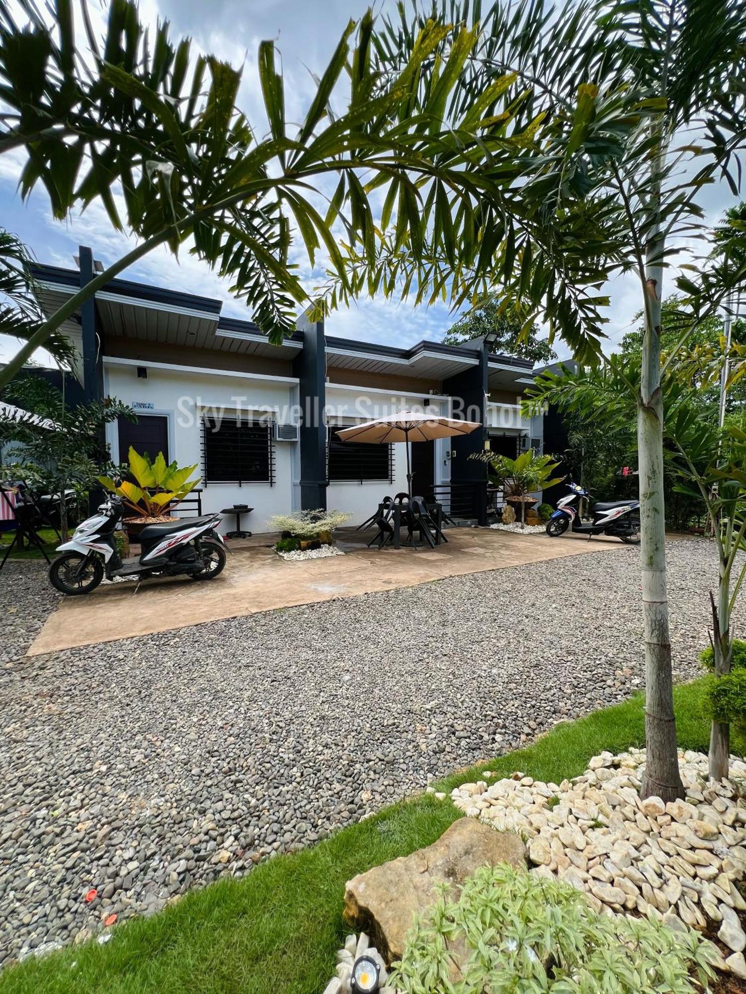 Sky Traveller Suites Đảo Đảo Panglao Ngoại thất bức ảnh